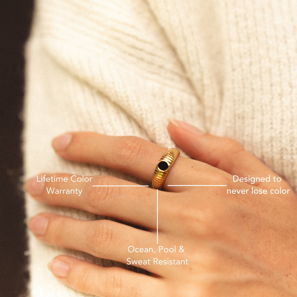 “Seseh” Onyx Ring