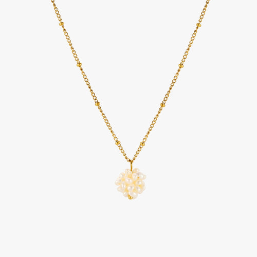 Tiny Pearls Necklace